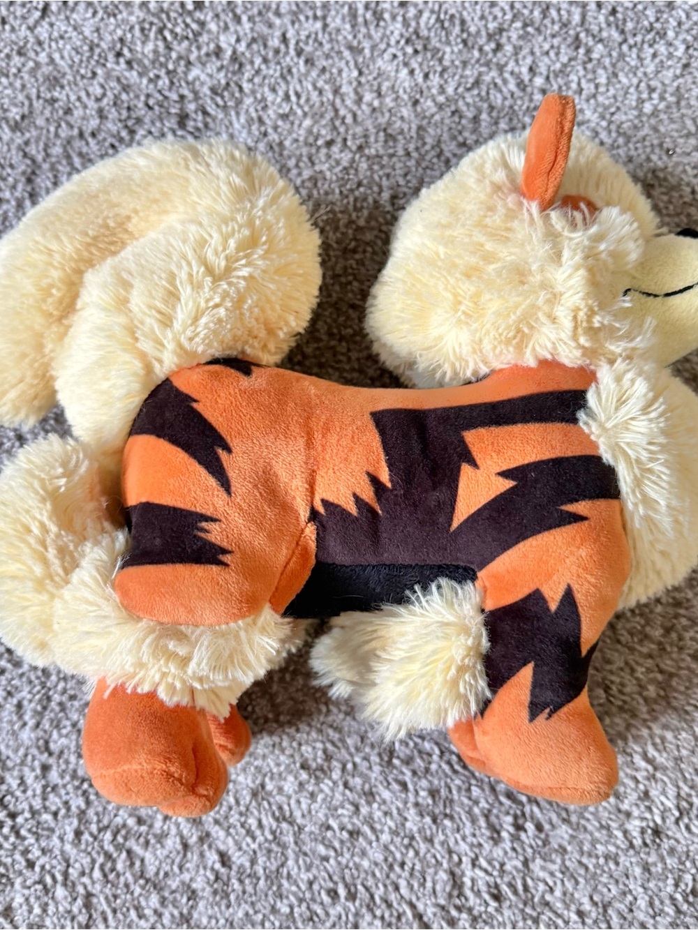 Pokémon Tomy Arcanine Plush Rare Stuffed  Animation Collectable